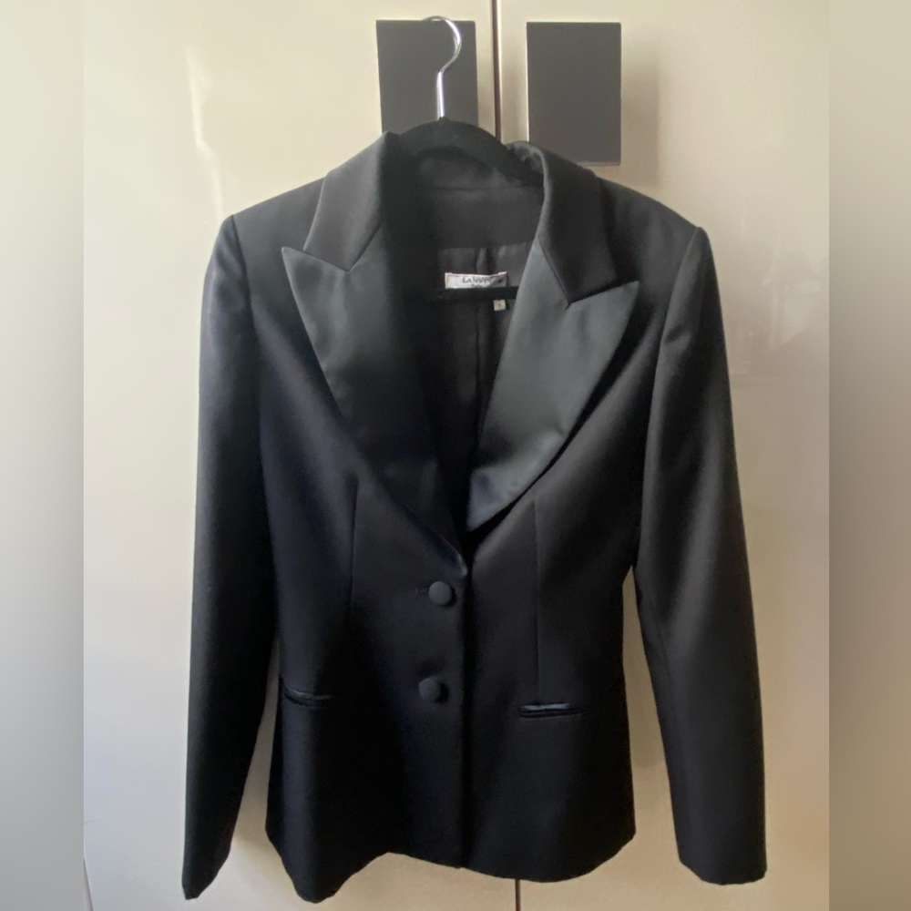 Lanvin Tux set - never worn - size 40